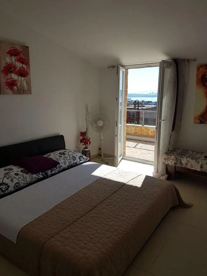 Apartment Dijana Kastela